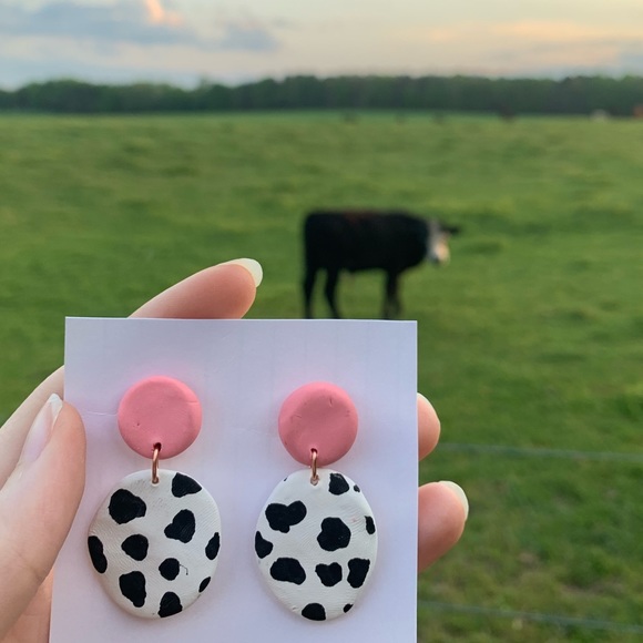 Jewelry - Cow Print Earrings 🐮
